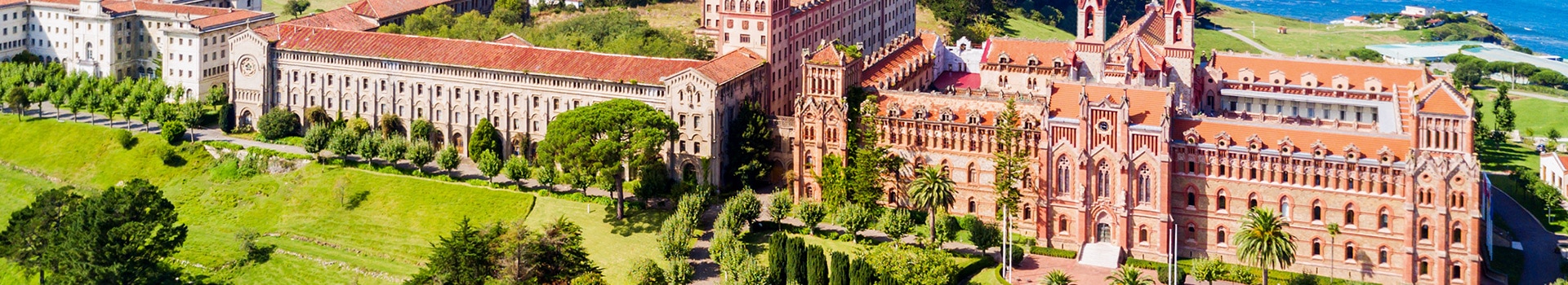 Viajes a **Comillas**