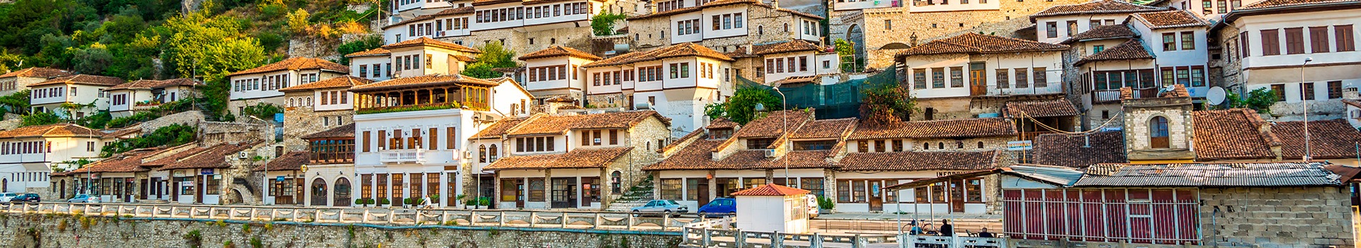 Ofertas de Vuelo+Hotel a **Berat**