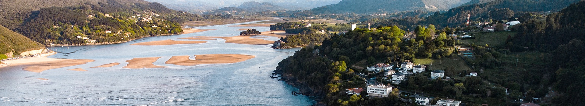 Viajes a **Mundaka**