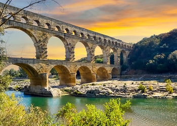 Vers-Pont-du-Gard