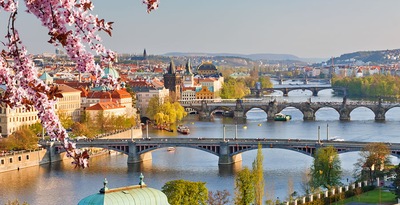 Praga, Ámsterdam y París en avión Praga, Ámsterdam y París en avión