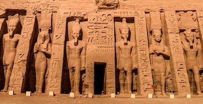 El Cairo y Crucero 4 noches con Abu Simbel El Cairo y Crucero 4 noches con Abu Simbel