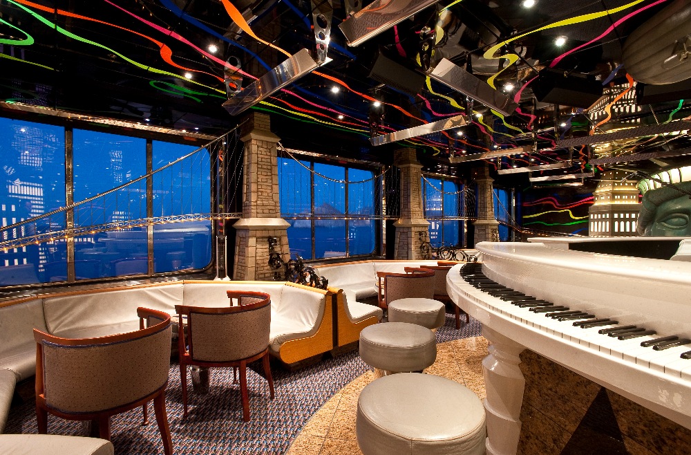 Foto Carnival Elation17