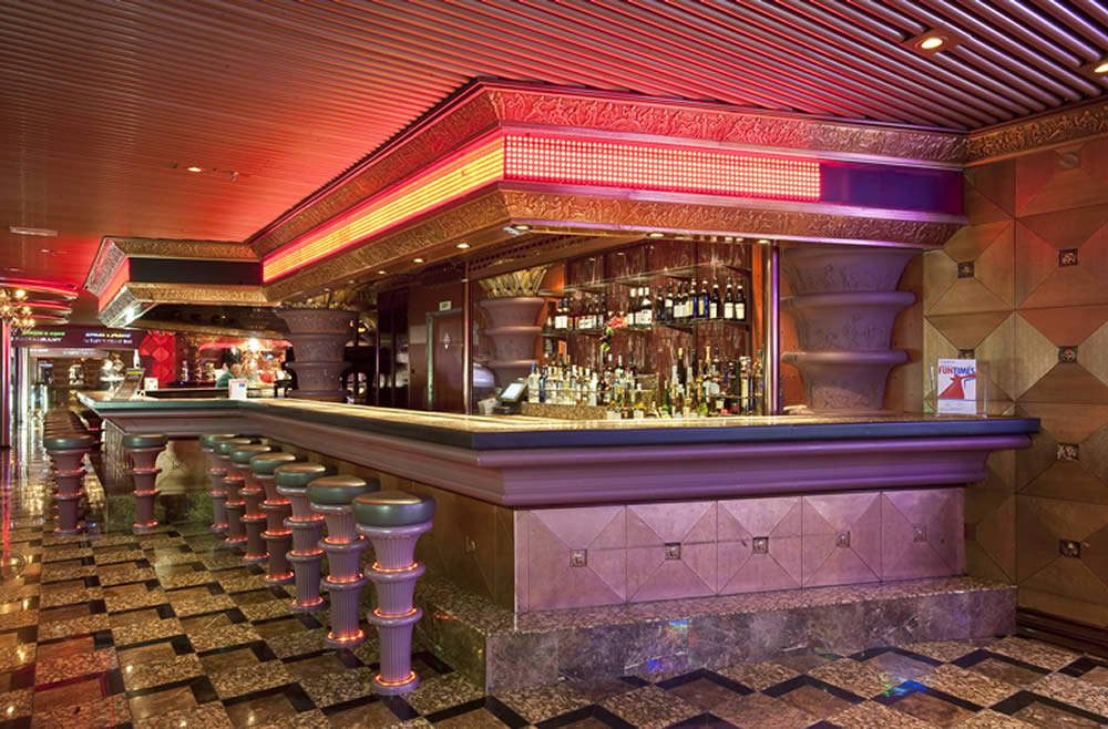 Foto Carnival Elation2
