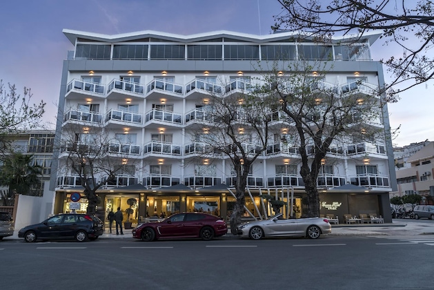 Gallery - Essence Hotel Boutique