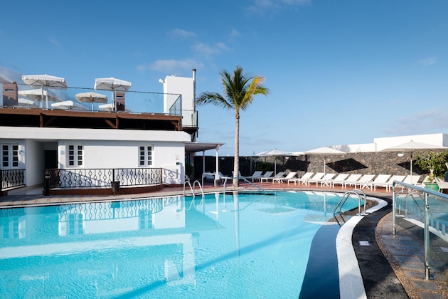 Gallery - Plus Fariones Apartamentos