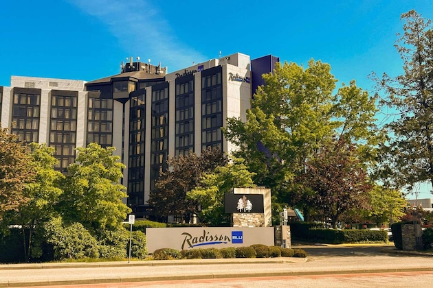 Gallery - Radisson Blu Vancouver Airport Hotel & Marina