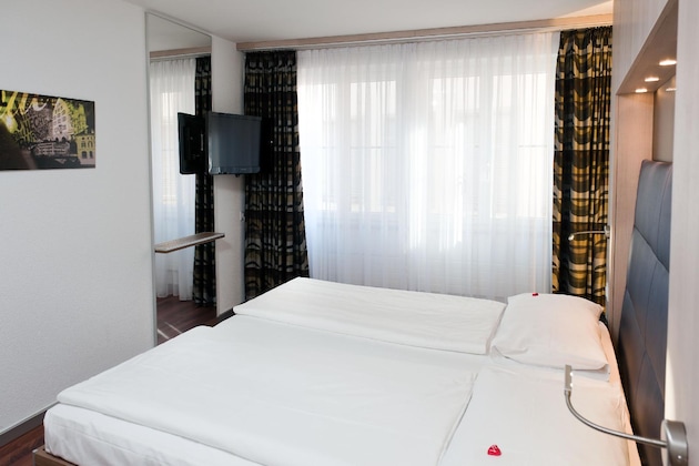 Gallery - Hotel Alexander