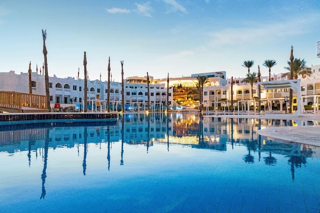 Gallery - Sunrise Diamond Beach Resort -Grand Select