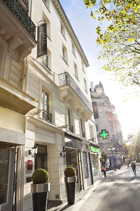 Gallery - Trianon Gare De Lyon