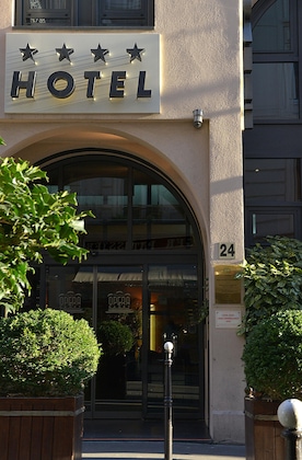Gallery - La Fantaisie Paris