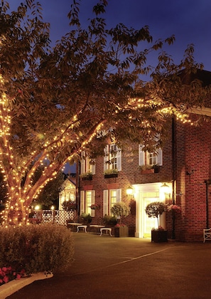 Gallery - Macdonald Compleat Angler