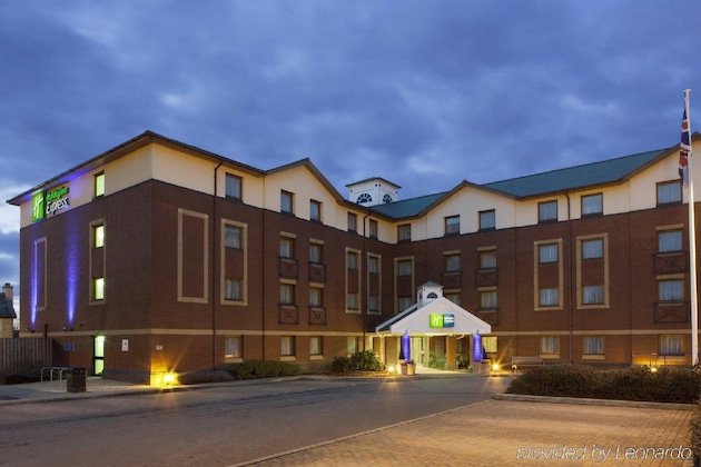 Gallery - Holiday Inn Express Bristol - Filton By Ihg