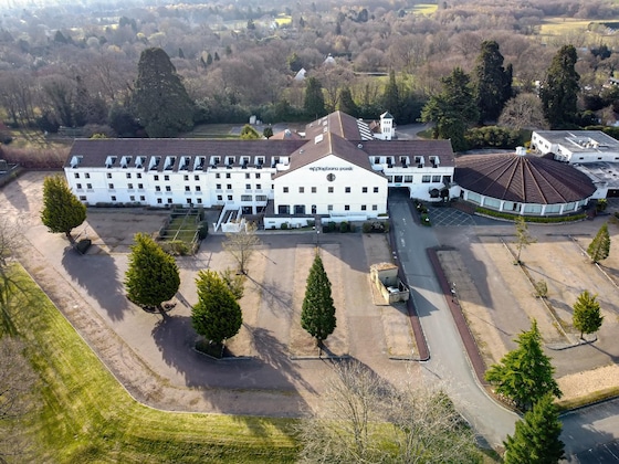 Gallery - Copthorne Effingham Gatwick