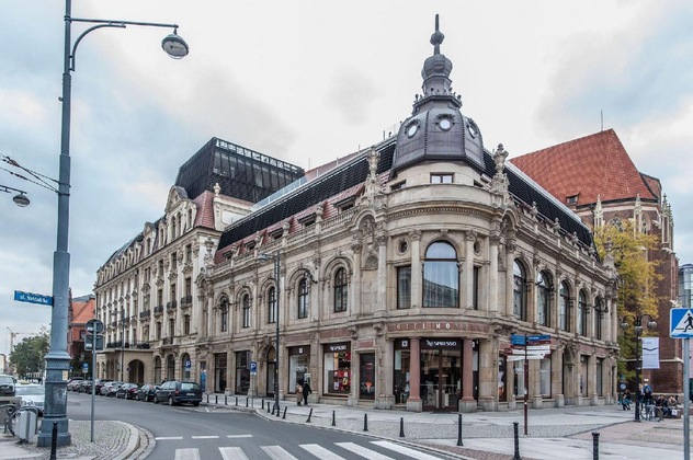 Gallery - The Monopol Hotel