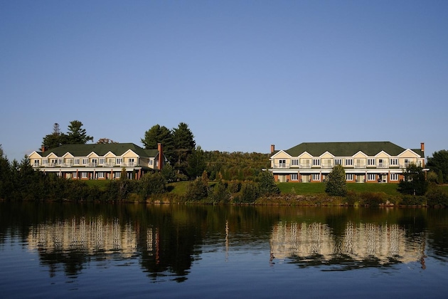 Gallery - Auberge Du Lac-À-L'eau-Claire