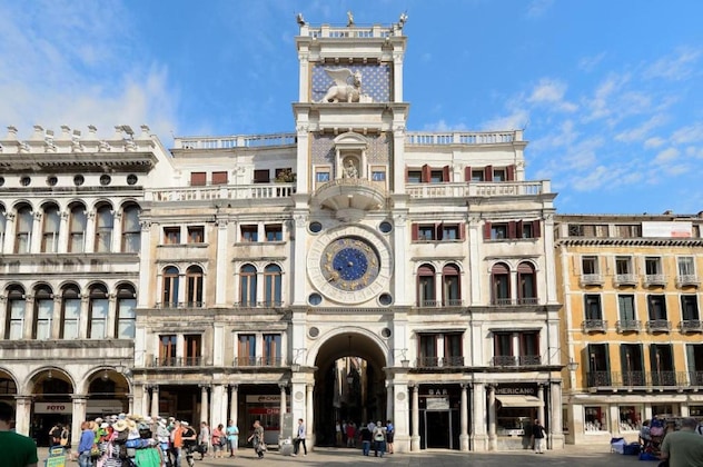 Gallery - Torre Dell'orologio Signature Residence