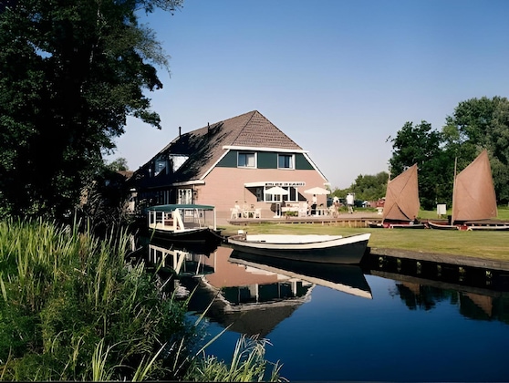 Gallery - Hotel De Harmonie