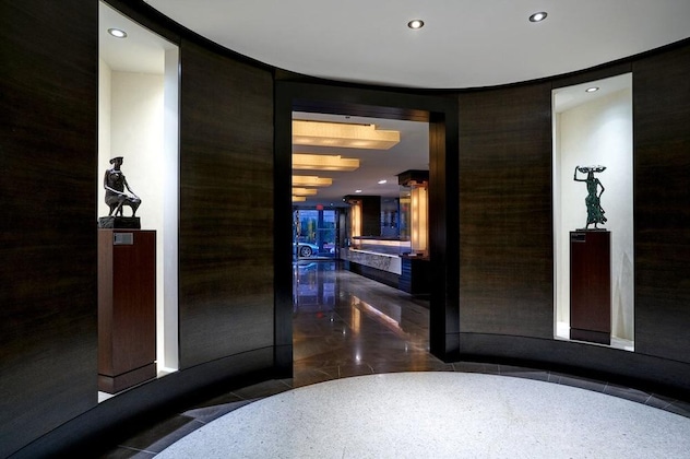 Gallery - The Dupont Circle Hotel