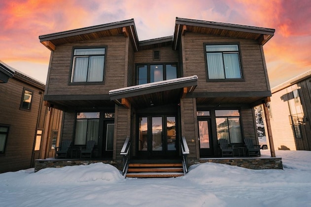 Gallery - Outbound Mammoth