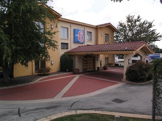 Gallery - Motel 6 Knoxville, TN