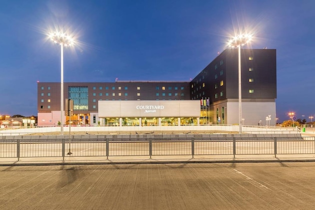 Gallery - Courtyard By Marriott Warsaw Airport