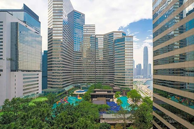 Gallery - Renaissance Hong Kong Harbour View Hotel
