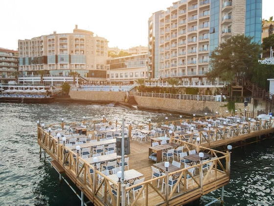 Gallery - Charisma De Luxe Hotel