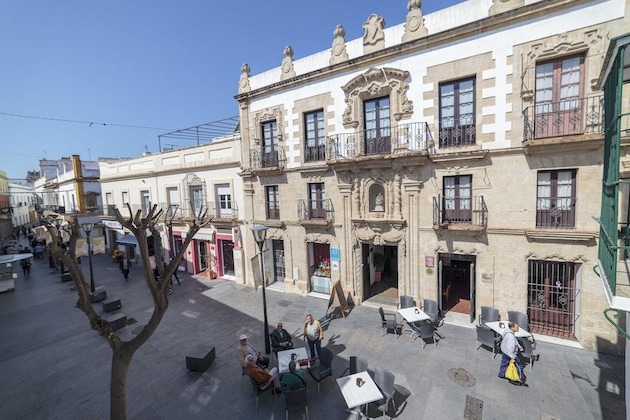 Gallery - Casa Palacio De Los Leones