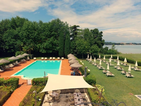 Gallery - Yachting Hotel Mistral