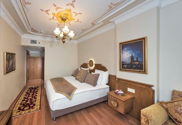 Gallery - Seven Hills Hotel