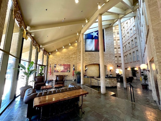 Gallery - The Crockett