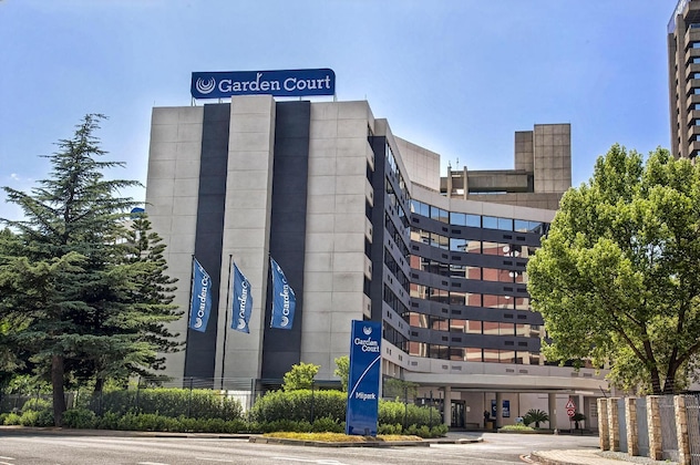 Gallery - Garden Court Milpark