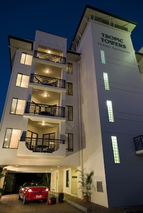 Gallery - Tropic Towers Apartments