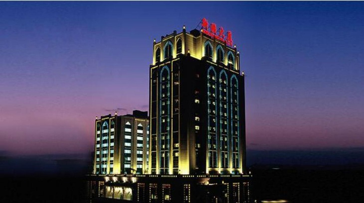 Gallery - Xinjiang Plaza Guest Building