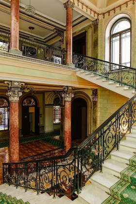 Gallery - Londonskaya Hotel