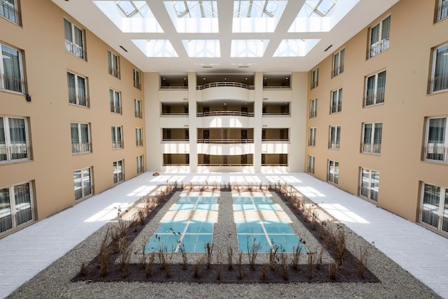 Gallery - Bh Conference & Airport Hotel