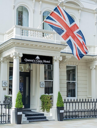 Gallery - The Queen's Gate Hotel