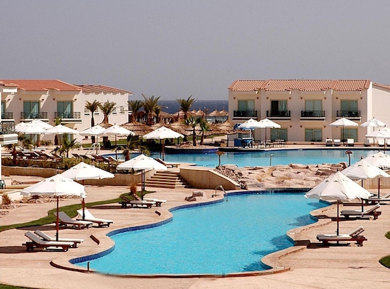 Gallery - Elaria Beach Resort