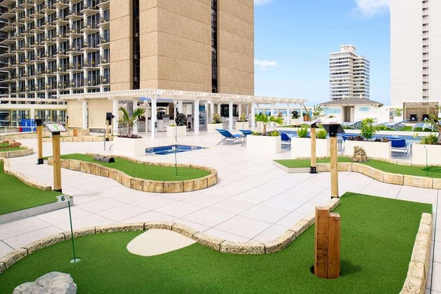 Gallery - Hilton Waikiki Beach Resort & Spa