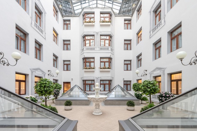 Gallery - Renaissance St. Petersburg Baltic Hotel