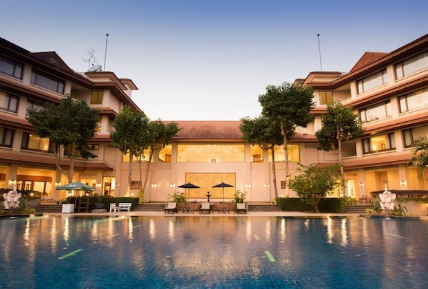 Gallery - The Imperial River House Resort