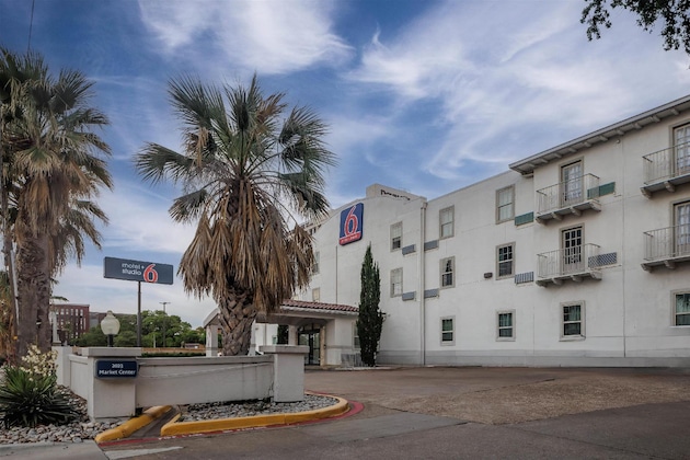 Gallery - Motel 6 Dallas, Tx – Downtown