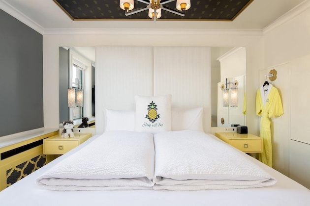 Gallery - Staypineapple, A Delightful Hotel, South End
