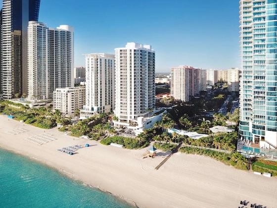 Gallery - DoubleTree Resort & Spa by Hilton Hotel Ocean Point - North Miami Beach