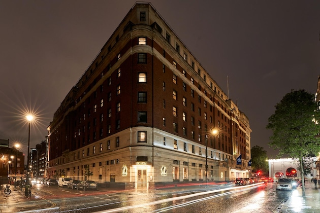 Gallery - The Cumberland, London