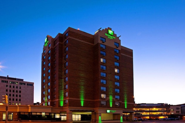 Gallery - Holiday Inn & Suites Winnipeg Downtown By Ihg