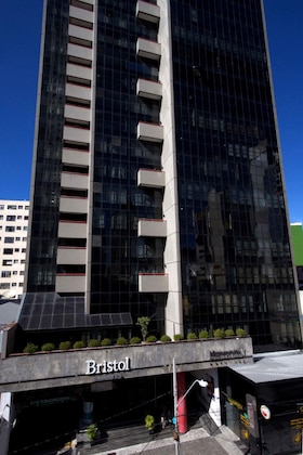 Gallery - Bristol Metropolitan Flat
