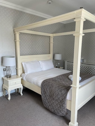 Gallery - Inglewood Manor