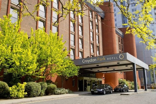 Gallery - Clarion Collection Croydon Park Hotel